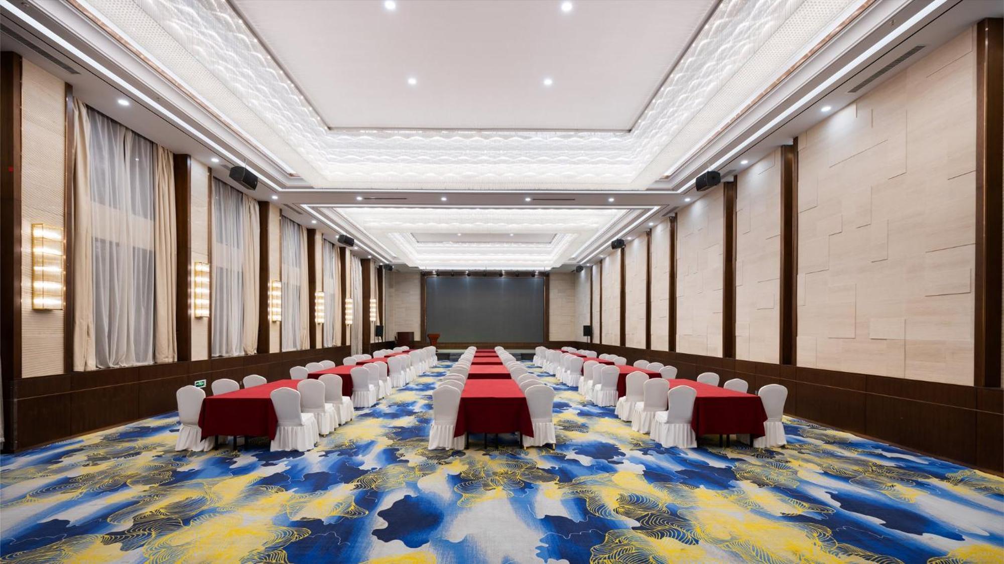 Holiday Inn Express Zhengzhou Airport By Ihg Xinzheng  المظهر الخارجي الصورة